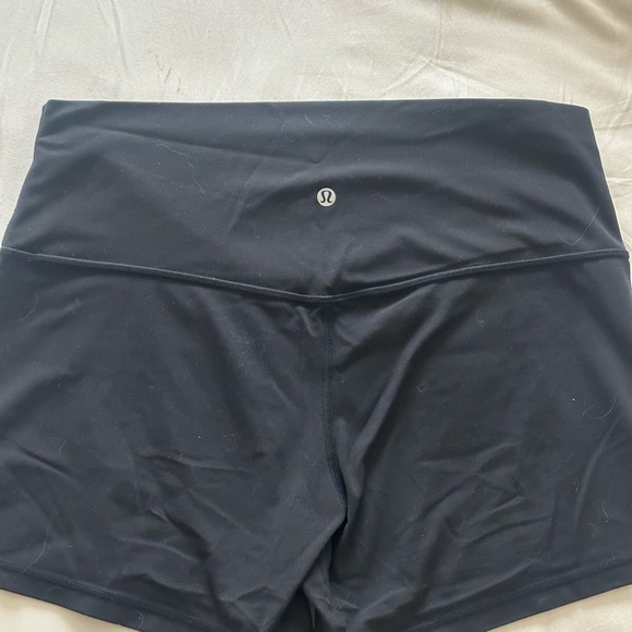 Lululemon Align High Rise 4” - Picture 3 of 4